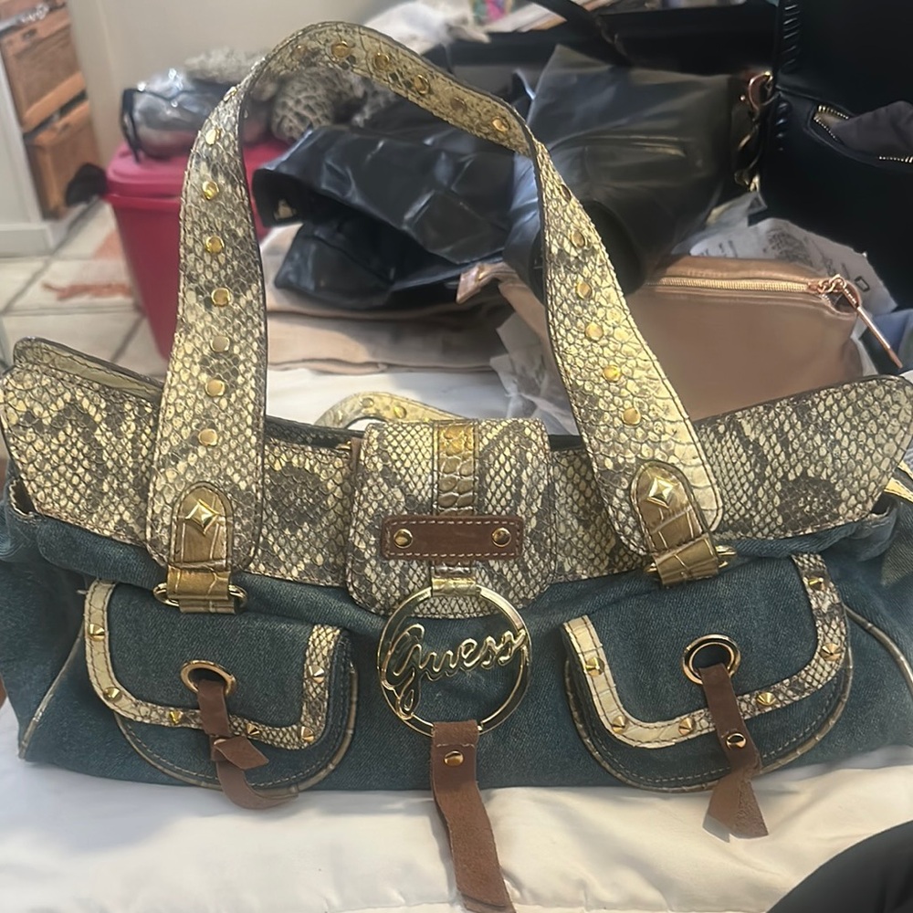 Early 2000 Guess purse